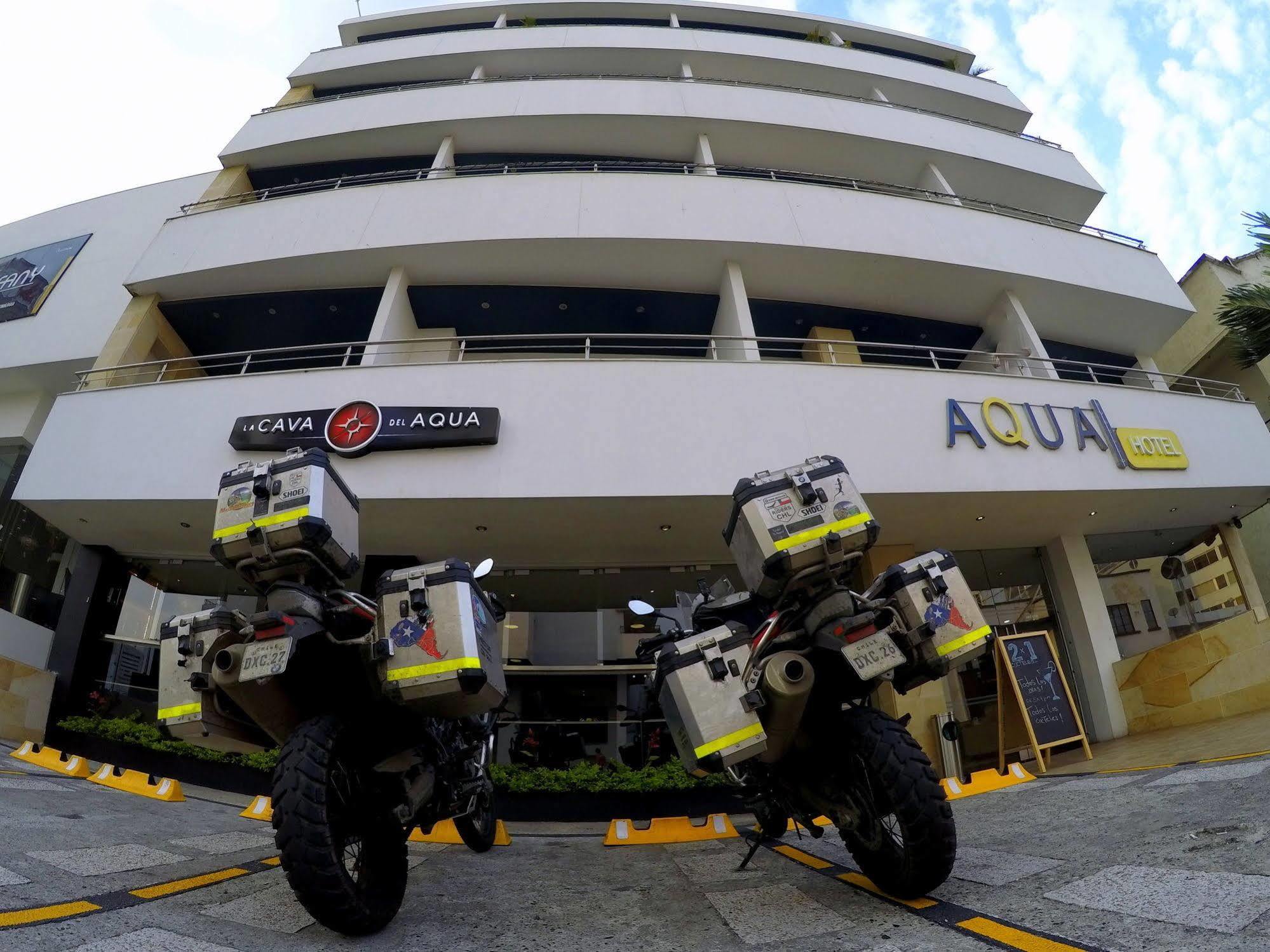 Aqua Granada Hotel Cali Exterior photo